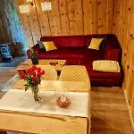 Na Gorach Z Goraca Balia I Sauna 山林小屋 新松奇