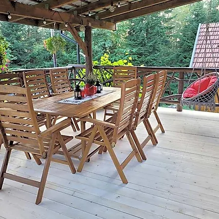 Na Górach Z Gorącą Balią Lodge *