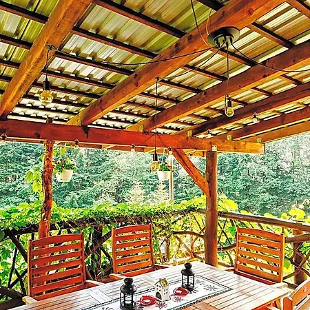 Na Górach Z Gorącą Balią Lodge